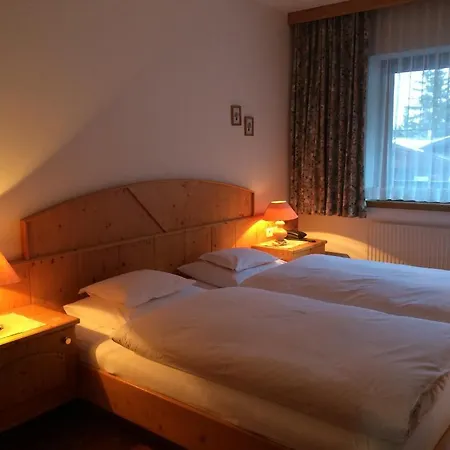 Hotel Garni Senn Sankt Anton am Arlberg